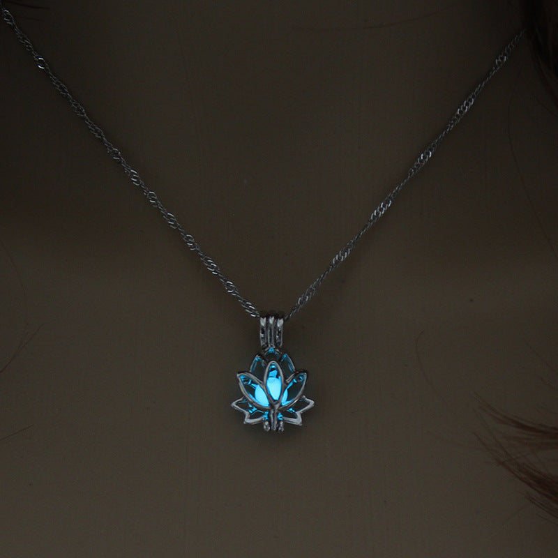 LotusFlower™ – Betovernde Lotus-Kette mit symbolischer Schönheit und Eleganz [50 % Rabatt]
