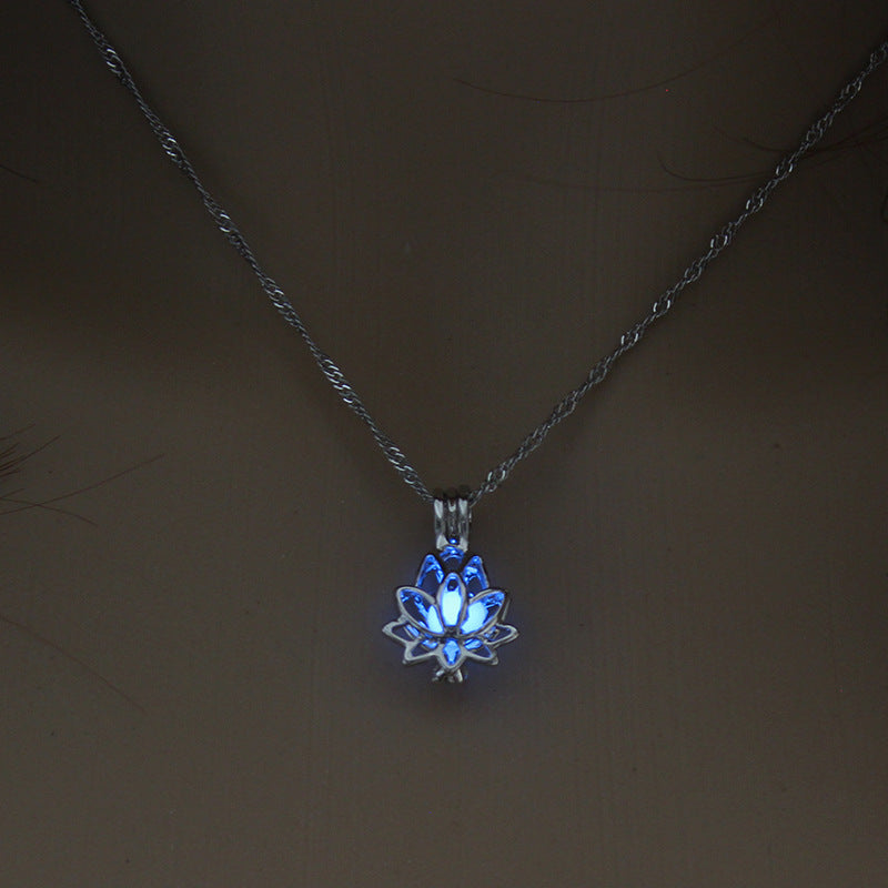 LotusFlower™ – Betovernde Lotus-Kette mit symbolischer Schönheit und Eleganz [50 % Rabatt]