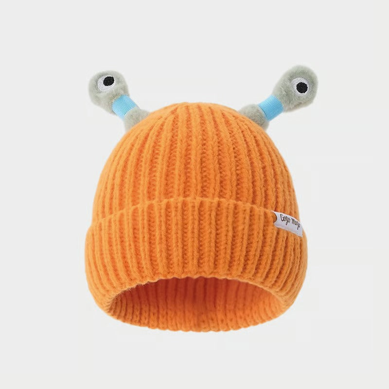 Monster-Strickmütze mit LED – Leuchtspaß für kalte Wintertage