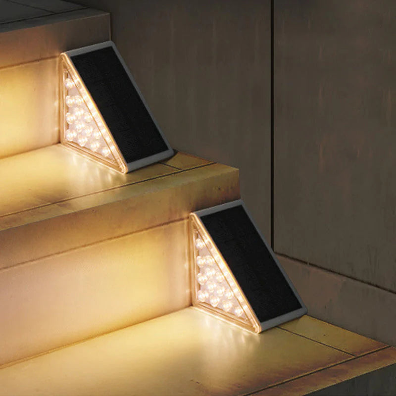 StepLight™ – Solarbetriebene LED-Treppenlichter | 1 + 1 Gratis