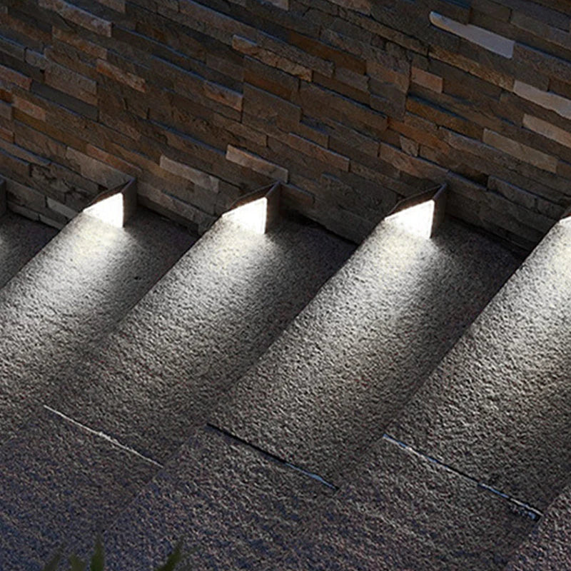 StepLight™ – Solarbetriebene LED-Treppenlichter | 1 + 1 Gratis
