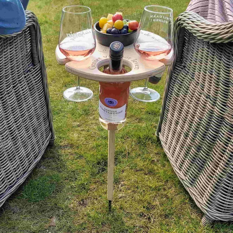 Picky™ – Faltbarer Picknicktisch mit Weinhalterung | 50% Rabatt