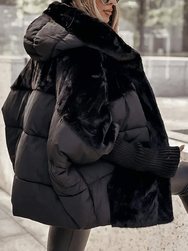 Damen Patchwork Daunenjacke – Warme Oversize Winterjacke mit Kunstpelz & modernem Design