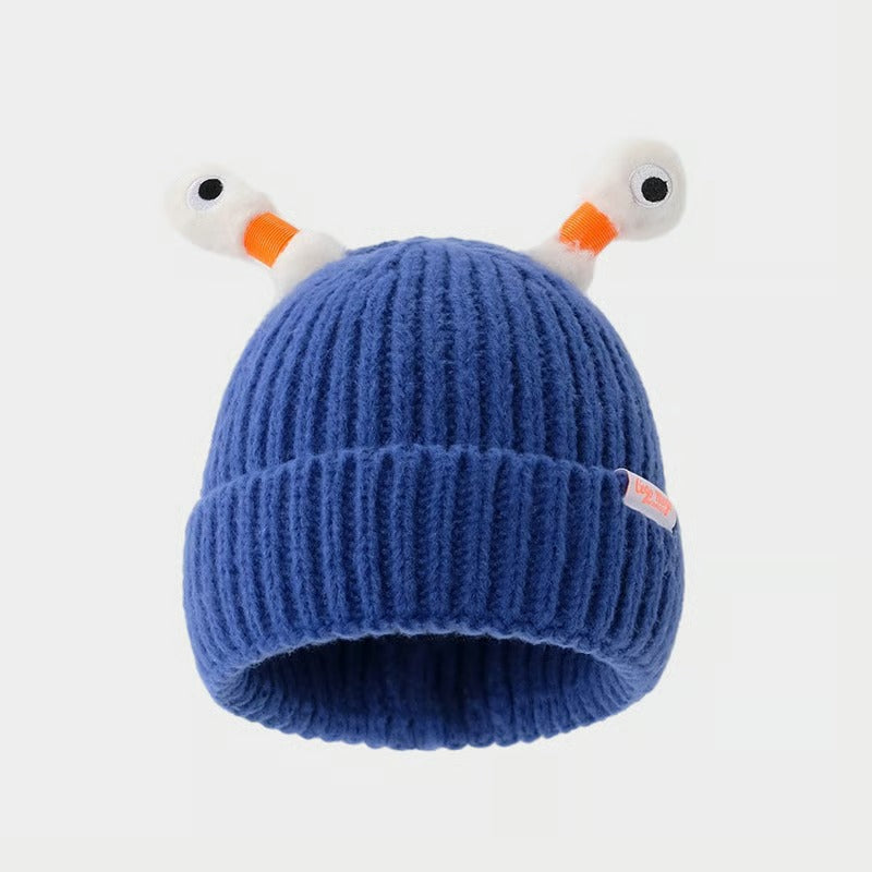 Monster-Strickmütze mit LED – Leuchtspaß für kalte Wintertage