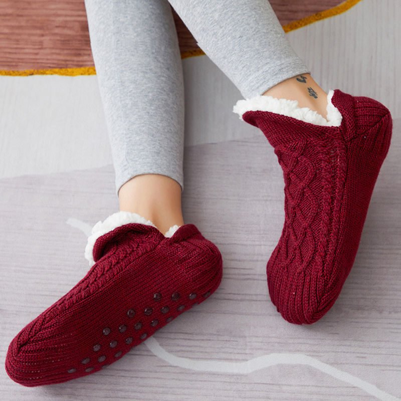 CozyFeet™ – Luxuriöse, wärmende Pantoffelsocken, die deine Füße sanft umarmen [50% Rabatt]