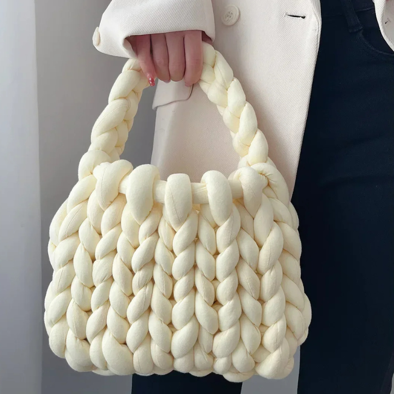 KnitCarry™ – Stilvoll & bequem unterwegs mit maximaler Bewegungsfreiheit [50 % Rabatt]