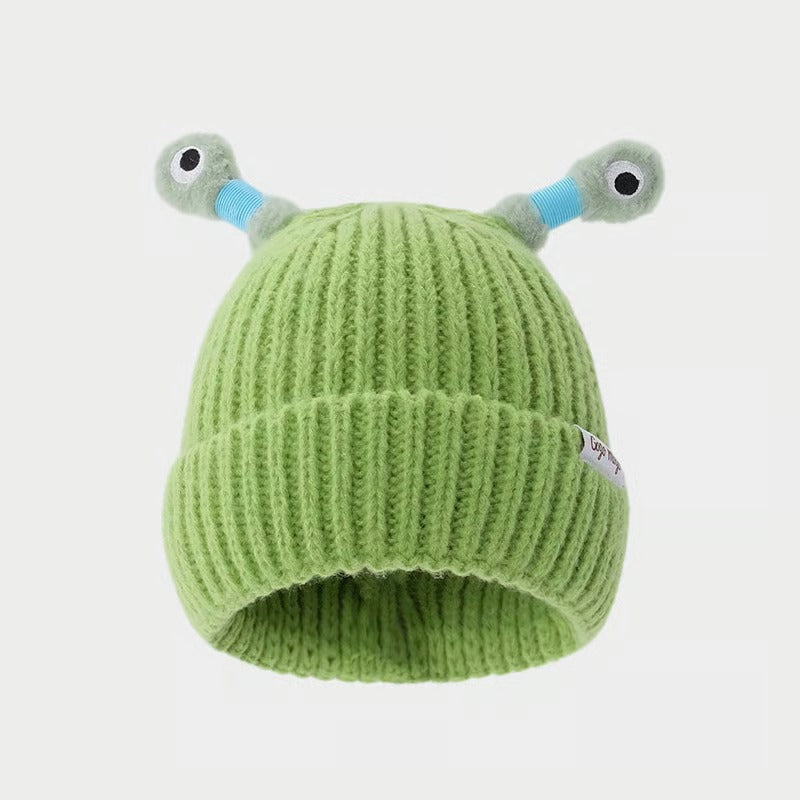 Monster-Strickmütze mit LED – Leuchtspaß für kalte Wintertage