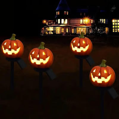 Solar Kürbislaterne — Outdoor Halloween Dekoration mit warmem Lichtschein
