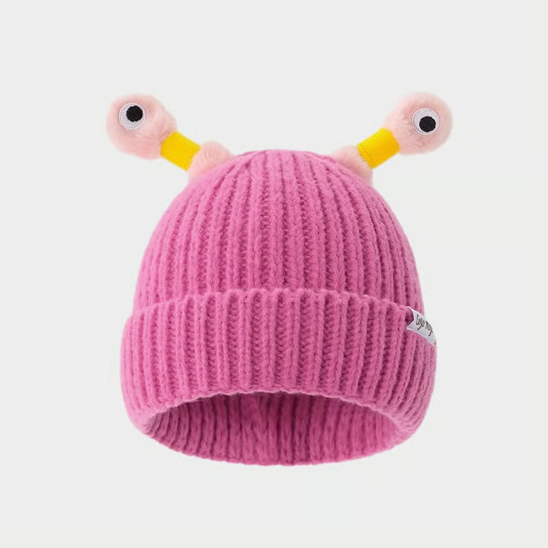 Monster-Strickmütze mit LED – Leuchtspaß für kalte Wintertage
