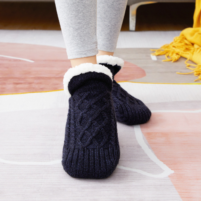CozyFeet™ – Luxuriöse, wärmende Pantoffelsocken, die deine Füße umarmen [50% Rabatt]