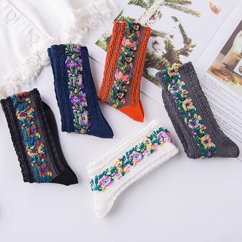 5 + 5 Gratis | FurWarm™ – Elegante, Floral Gemusterte Komfort-Socken