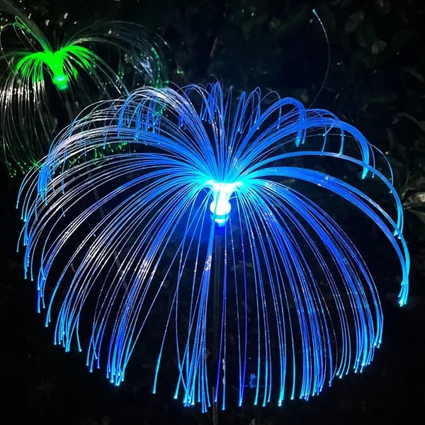SolarGlow™ – Quallen-Design mit Glasfasern, warmweiß & 7-Farben, wasserdicht [50% Rabatt]