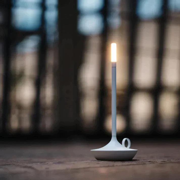 TorchLite™ – Eleganter skandinavischer Kerzenleuchter für warmes, stilvolles Ambiente [50 % Rabatt]