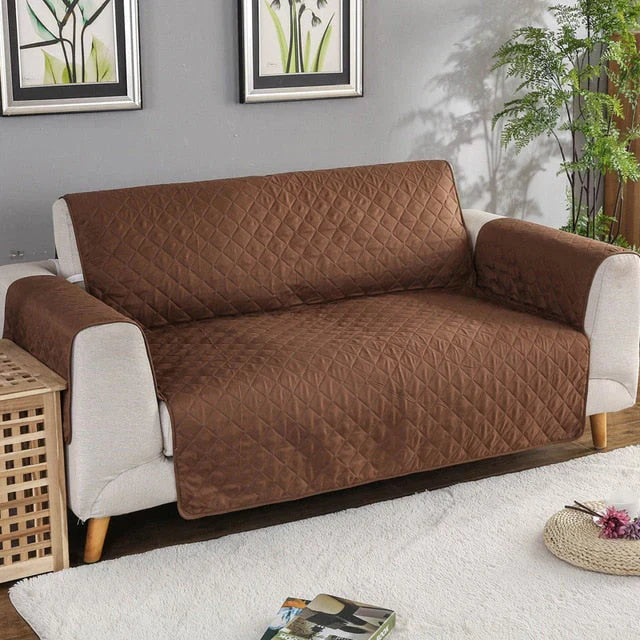 CoverLuxe™ – Hochwertiger Sofa-Schoner gegen Verschleiß & Flecken [50 % Rabatt]