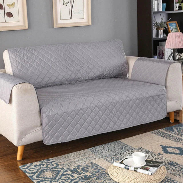 CoverLuxe™ – Hochwertiger Sofa-Schoner gegen Verschleiß & Flecken [50 % Rabatt]