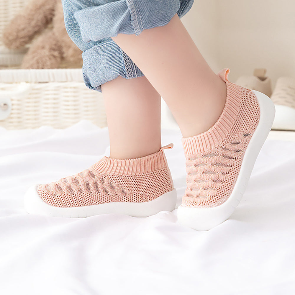 50% Rabatt | BabyBreeze™ - Kühlende Schühchen für die ersten Schritte