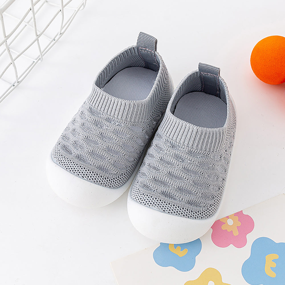 50% Rabatt | BabyBreeze™ - Kühlende Schühchen für die ersten Schritte