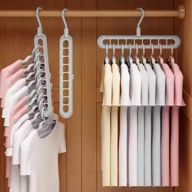 Hango™ – Drehbarer Kleiderbügel im praktischen 4-teiligen Set [50 % Rabatt]