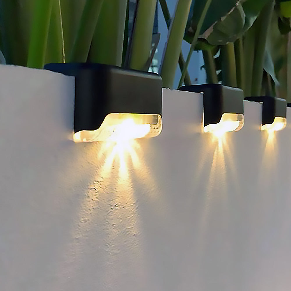 SolarLume™ - 4er-Set Solar-Terrassenlichter – Wetterfestes Außenlicht [2 + 2 Gratis]