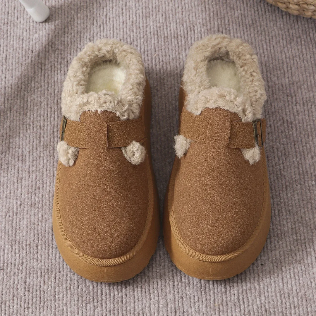 LuxeStep™ – Stilvolle Damen-Pantoffeln mit Fell, warm & komfortabler Plateausohle [50% Rabatt]