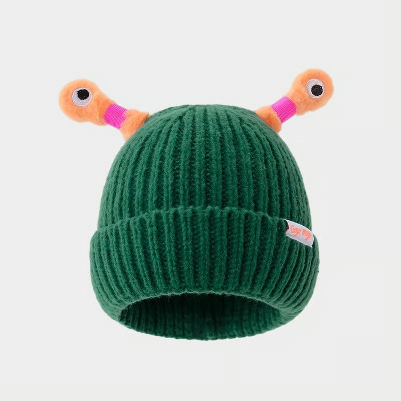 Monster-Strickmütze mit LED – Leuchtspaß für kalte Wintertage