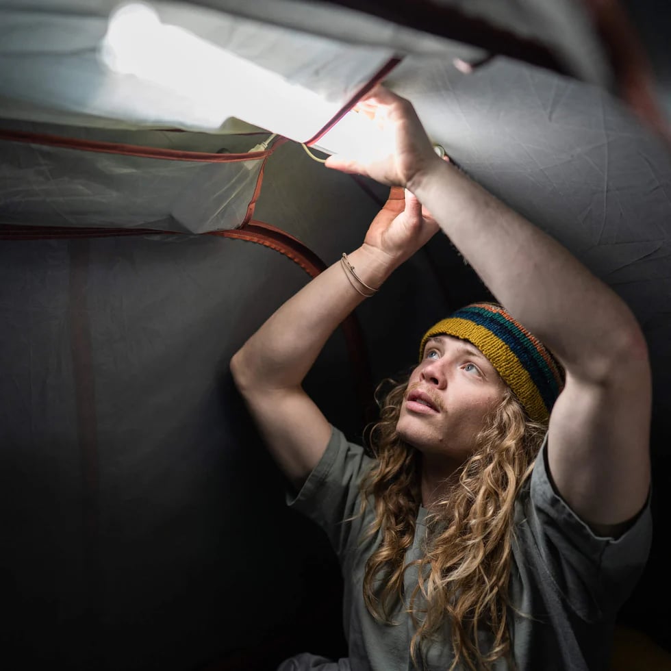 SolarGlow™ – Solar-LED-Lichtschlauch für Camping & Outdoor-Abenteuer [50 % Rabatt]