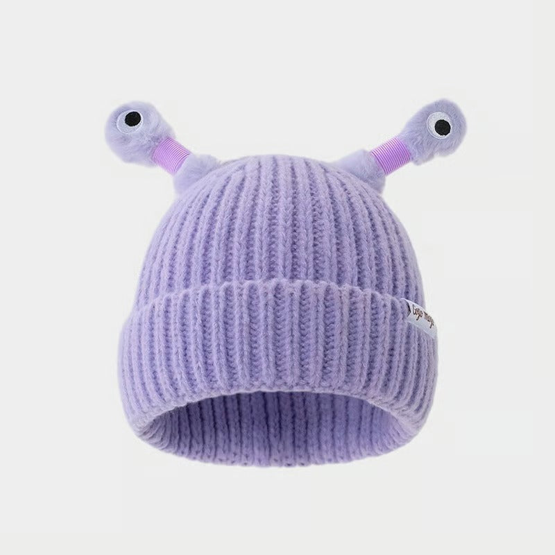 Monster-Strickmütze mit LED – Leuchtspaß für kalte Wintertage