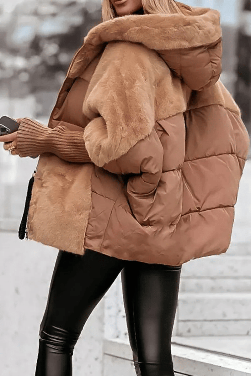 Damen Patchwork Daunenjacke – Warme Oversize Winterjacke mit Kunstpelz & modernem Design