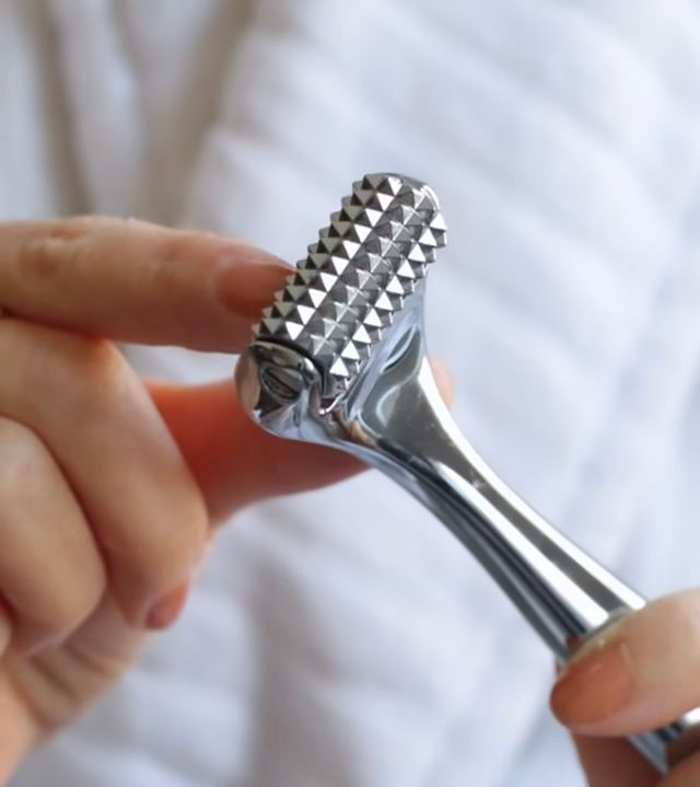 SkinRoll™ – Anti-Falten Schönheitstool für glatte, strahlende und jugendliche Haut [50 % Rabatt]