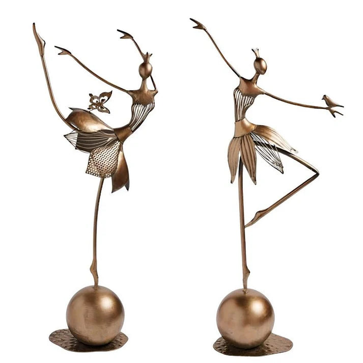 Ballerina™ Tänzelndes Mädchen Ornament