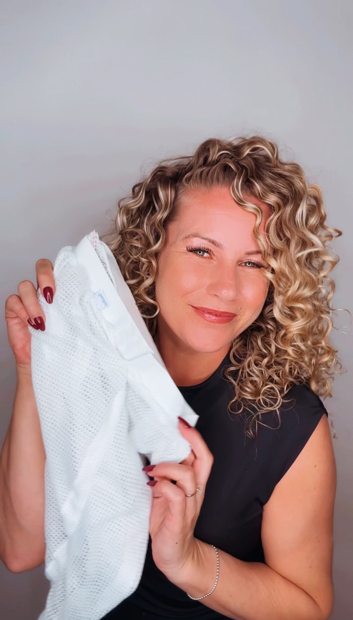 CurlBoost™ – Mühelose Definition für wunderschöne, natürliche und voluminöse Locken [50% Rabatt]