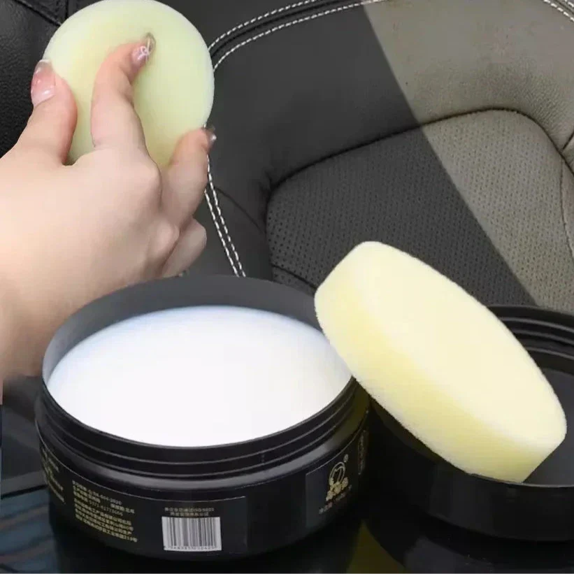 LeatherClean™ – Revitalisiert und schützt die Leder-Eleganz [1 + 1 Gratis]