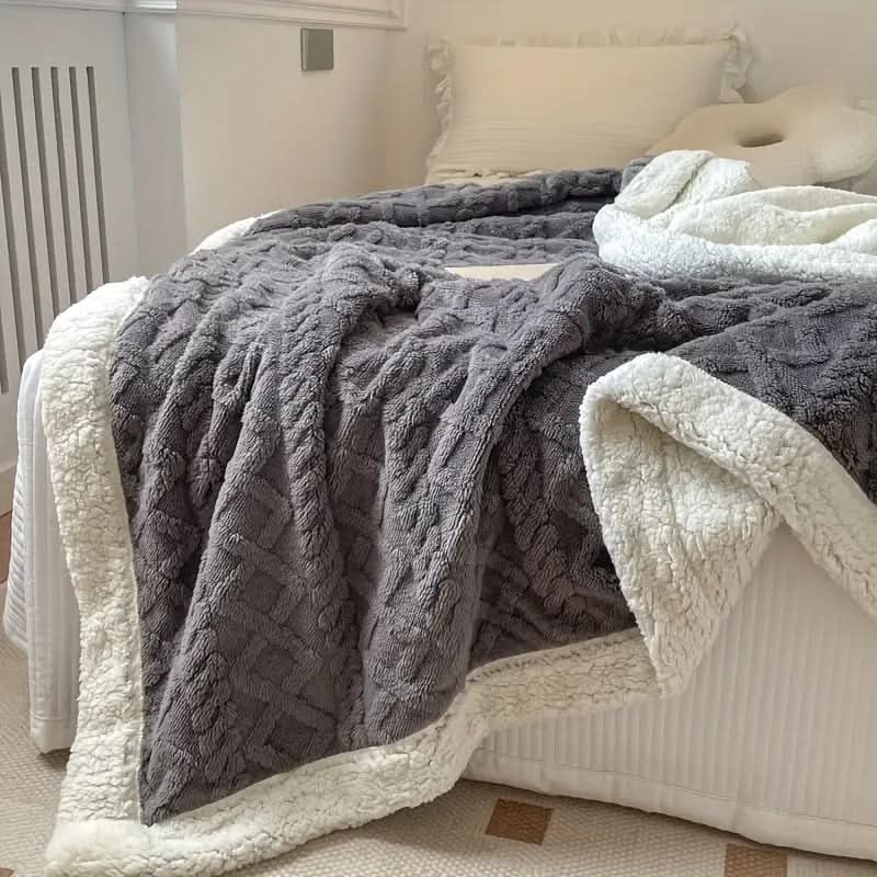 ERSANA Fluffy Kuscheldecke aus Sherpa Fleece – Weich, warm & beidseitig verwendbar